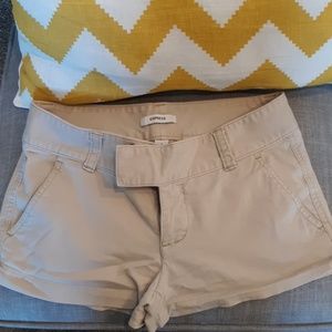 Khaki Express Shorts Size 6